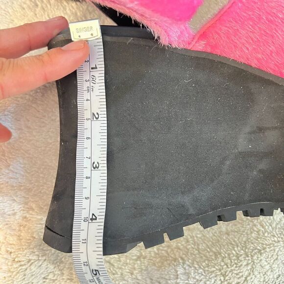 Delias Womens Pink Platform Wedge Sandals 11M Del21-155 Dolls Kill Fuzzy - Picture 13 of 13